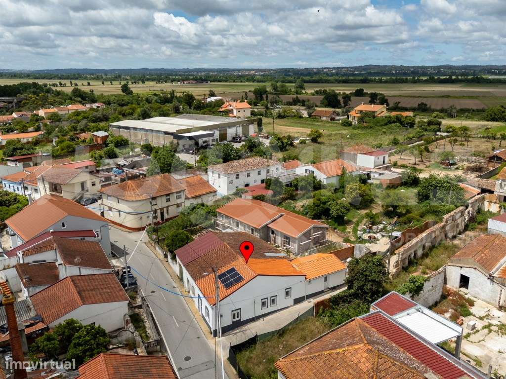 Moradia T2 em Taveiro-40