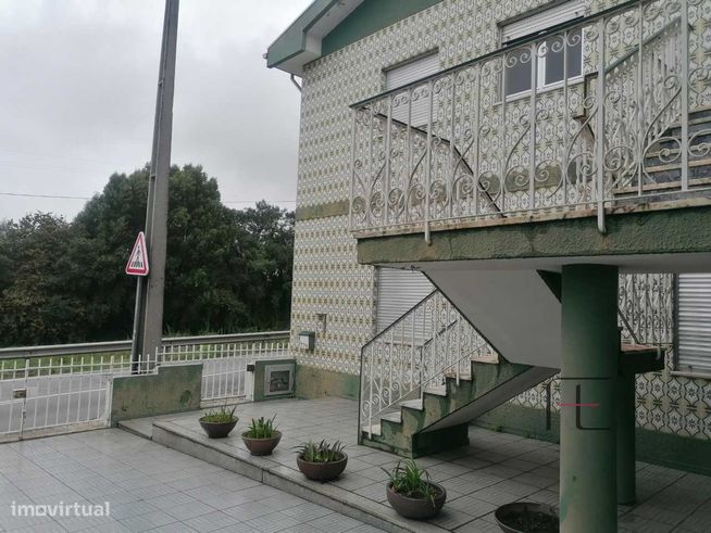 Moradia Geminada T3 Venda em Fânzeres e São Pedro da Cova,Gondomar-0