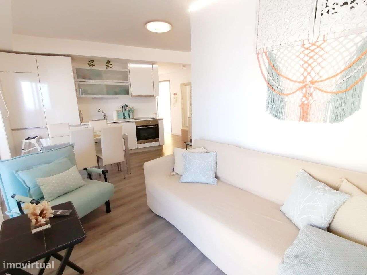 Apartamento T0+1 varanda vista deslumbrante mar Sesimbra-6