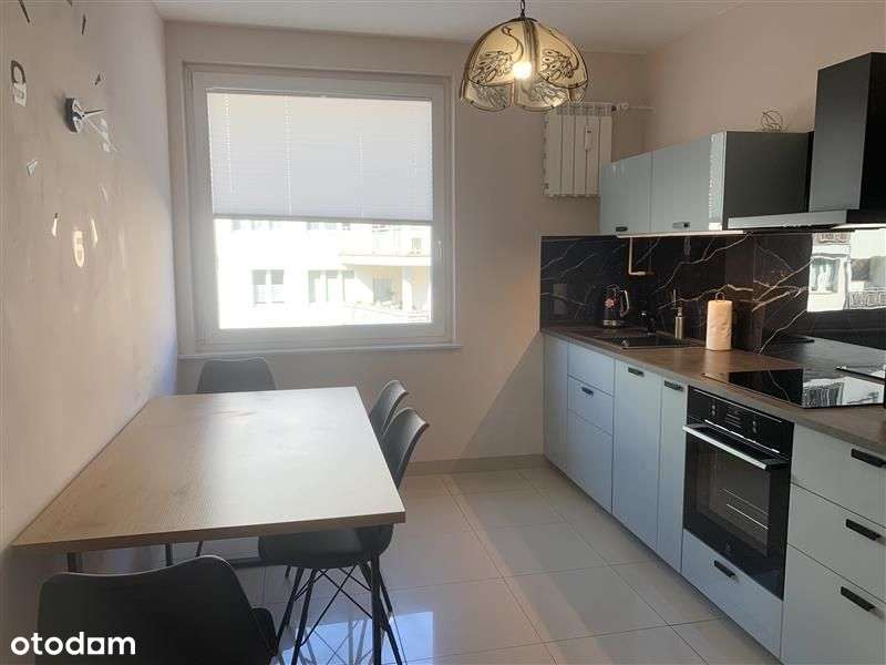 apartament 2 pokoje Centrum/balkon/m-ce postojowe-6