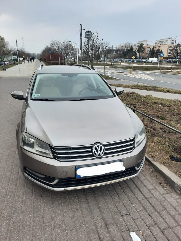 Volkswagen Passat B7 2.0 TDI Highline 2011