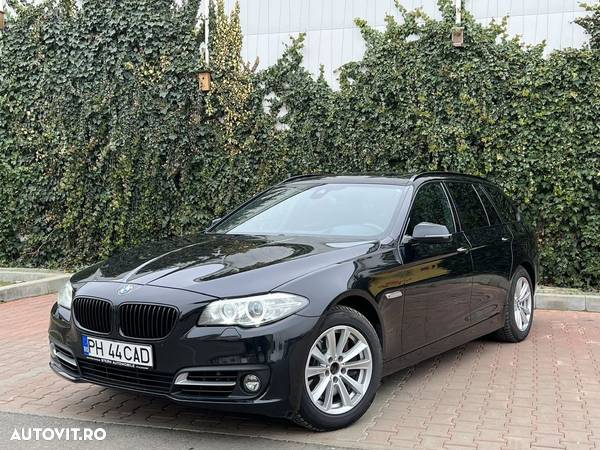 BMW Seria 5 525d xDrive Touring Aut. - 2