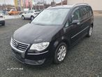 Volkswagen Touran 2.0 TDI DSG Highline - 3