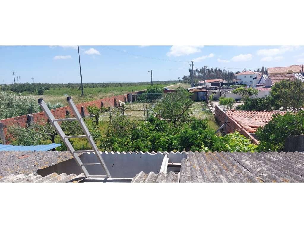 Moradia em Vieira de Leiria T4+2-26