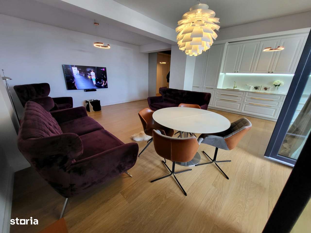 3 camere Bloc COLIBRI 215000 euro-11