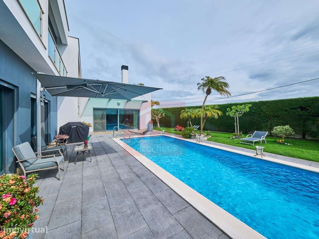 Moradia T4 de Luxo com piscina inserida no condominio privado em Sã...-34