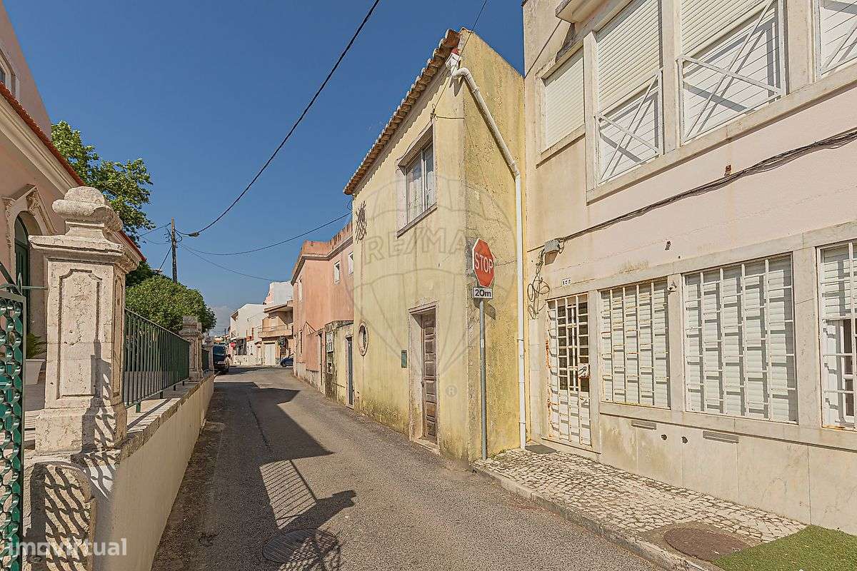 Moradia T2 para venda - Grande imagem: 1/22