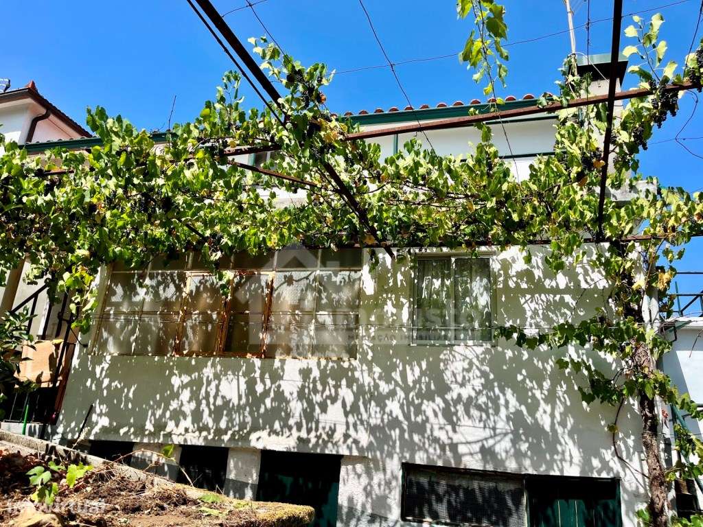 Moradia T4 pronta a habitar em Castanheira de Pera-31