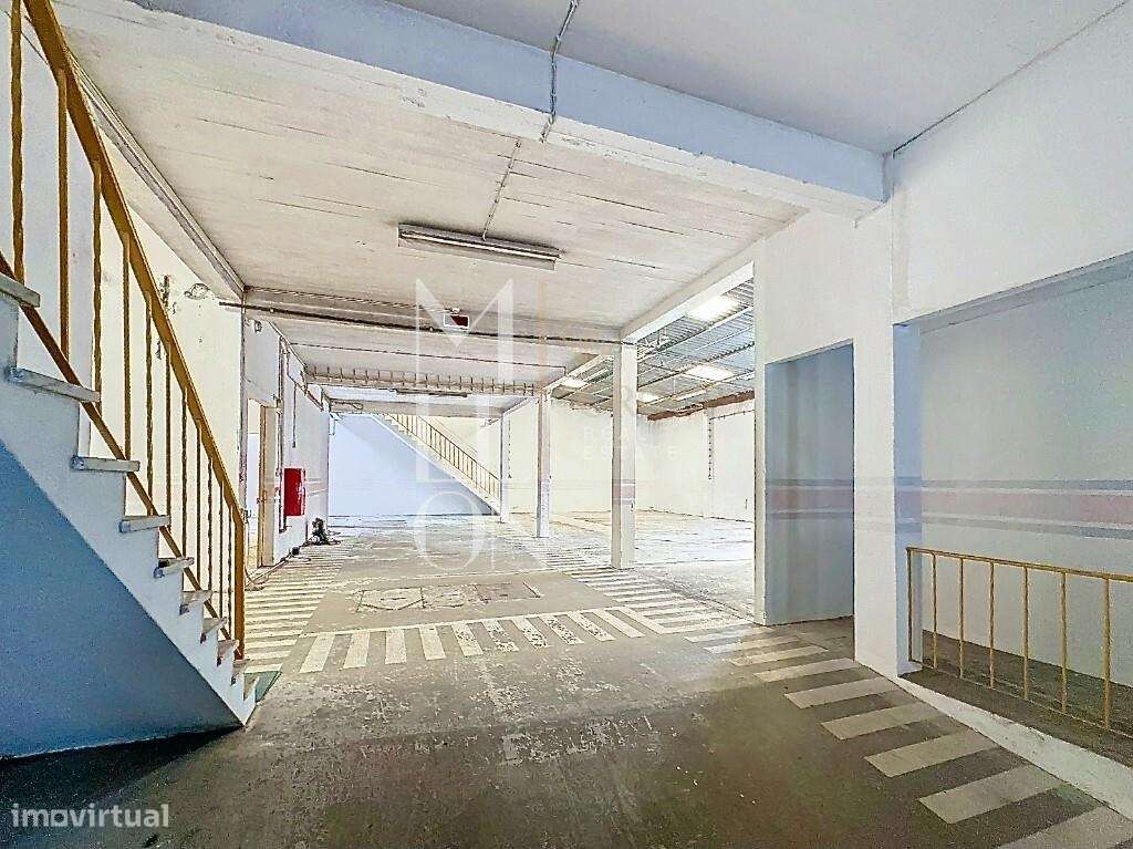 ARMAZÉM INDUSTRIAL 950 m2 | SÃO JOÃO DA TALHA (Santa Iria de Azoia) - Grande imagem: 5/25