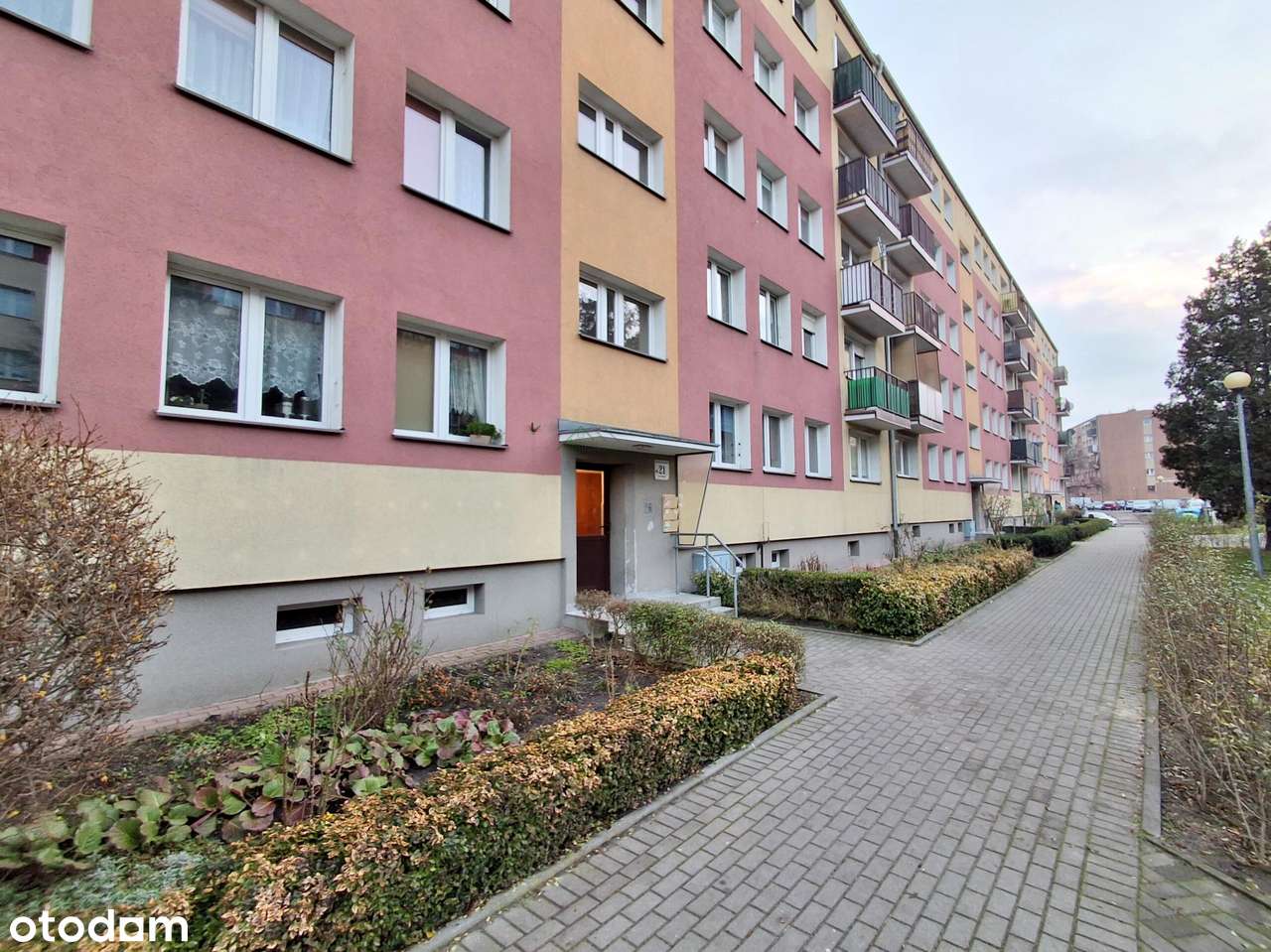 3-pokojowe mieszkanie na parterze!-9