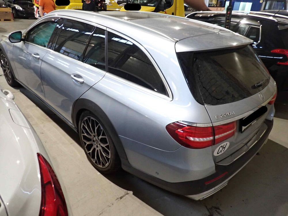 Mercedes-Benz E W213 (2016-2023) 220 d 4-Matic 9G-TRONIC 2018