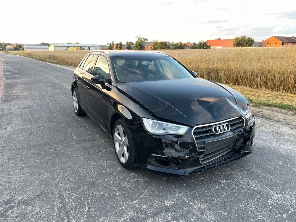 Audi A3 8V (2012-) 2.0 TDI S tronic Ambiente 2013