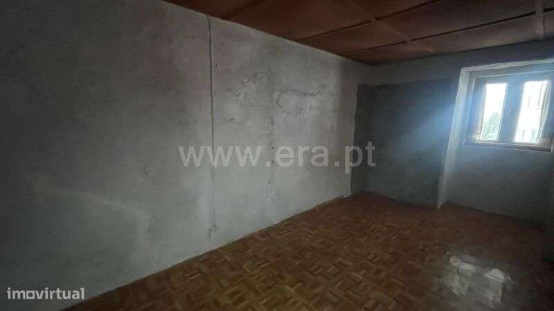 Moradia T3 / Seia, Paranhos - Grande imagem: 4/12