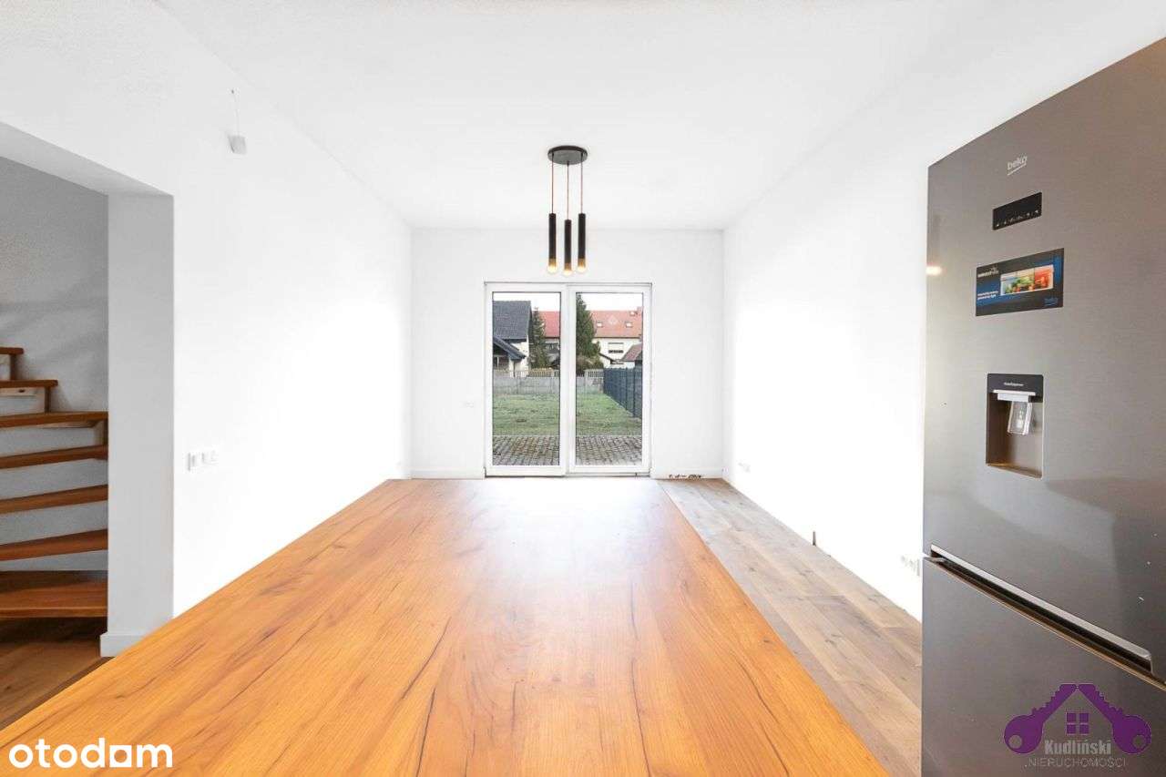 Rezydencjonalny bliźniak na granicy Poznania-5