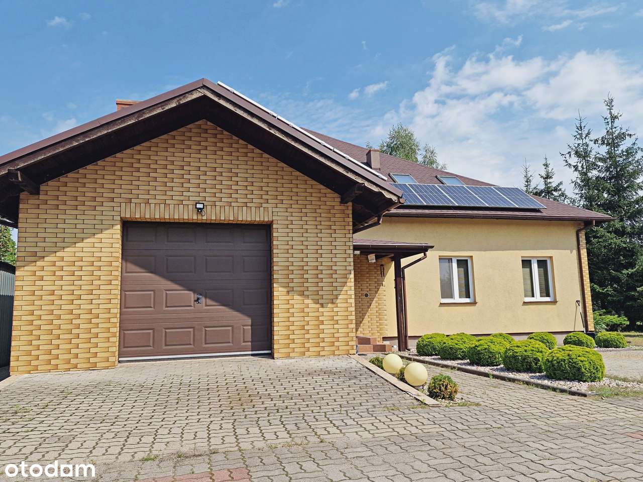 Przestronny dom - Do dużej negocjacji !!! - Pełny obrazek: 2/11