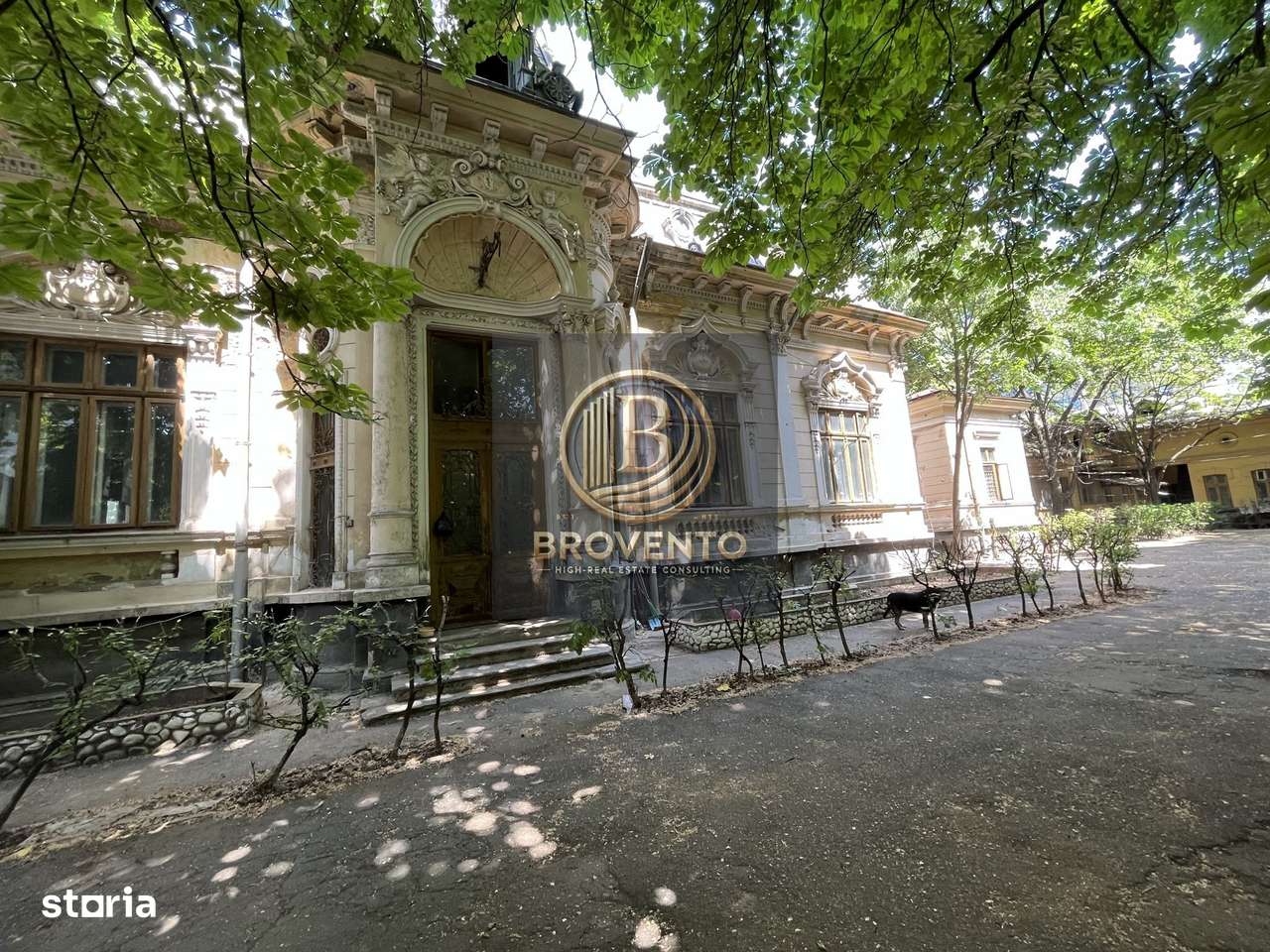 Casa in Ploiesti, zona Central - Imagine principală: 2/15