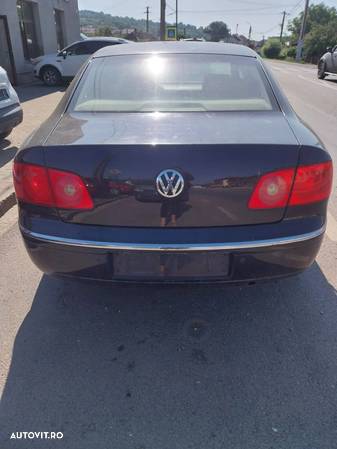 Vand piese pentru Volkswagen Phaeton 2006 3,0 diesel - 2