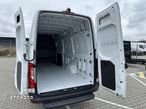 Mercedes-Benz Sprinter - 13