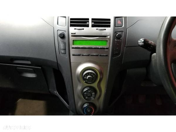 Bara spate Toyota Yaris 2009 HATCHBACK 1.4 d4D - 8