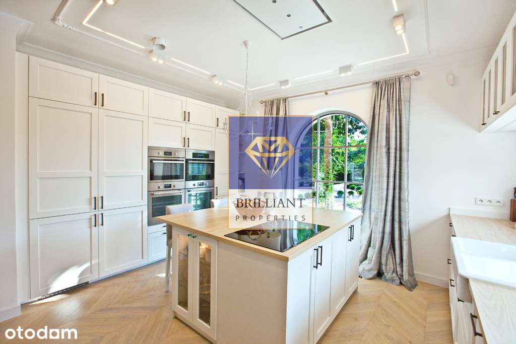 Rezydencja dla 2 rodzin. Duży ogród. Las Kabacki.-9