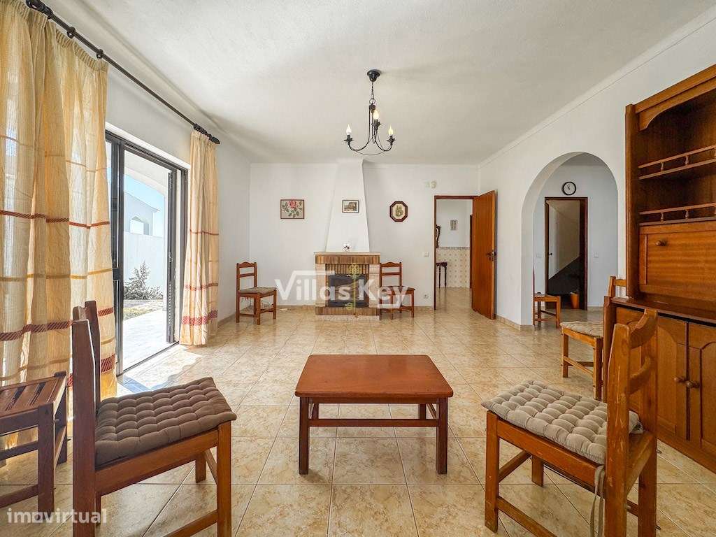 Moradia T4+1, Estúdio, potencial grande Espaço de Arrumos com excel... - Grande imagem: 5/51