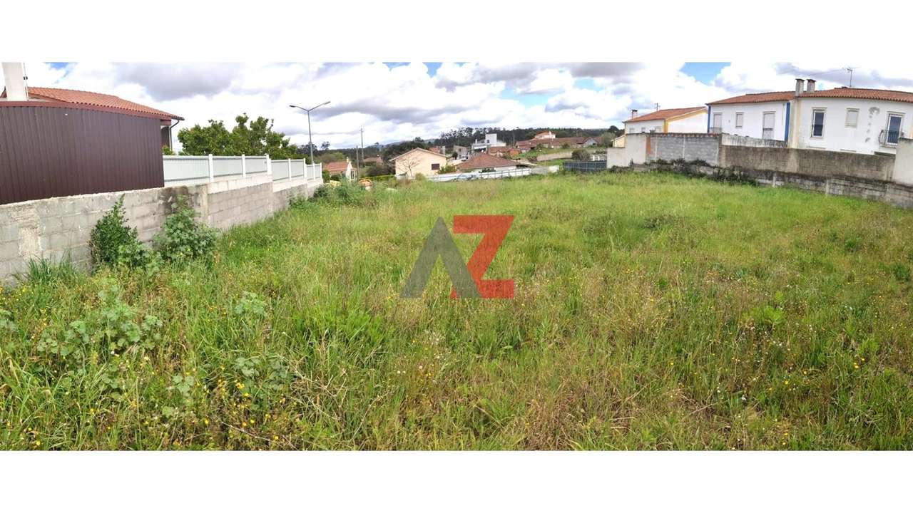 VENDE-SE TERRENO COM PROJETO APROVADO PARA MORADIA-6