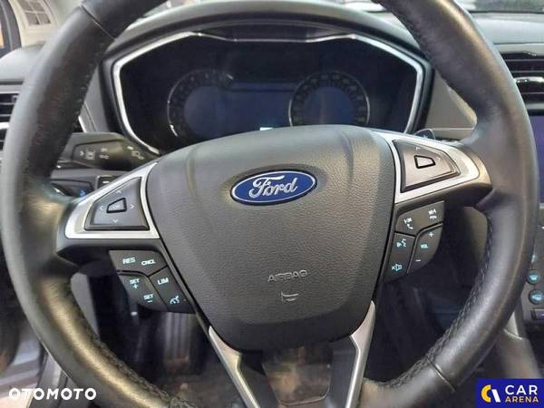 Ford Mondeo - 17