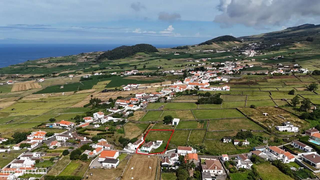 Casa T3 em Cinco Ribeiras, Angra do Heroísmo - 165.000€-6