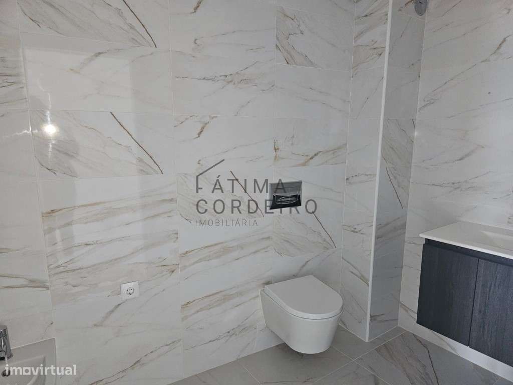 Apartamento T3 em Santa Marta , em fase de construção , ótima expos... - Grande imagem: 5/24