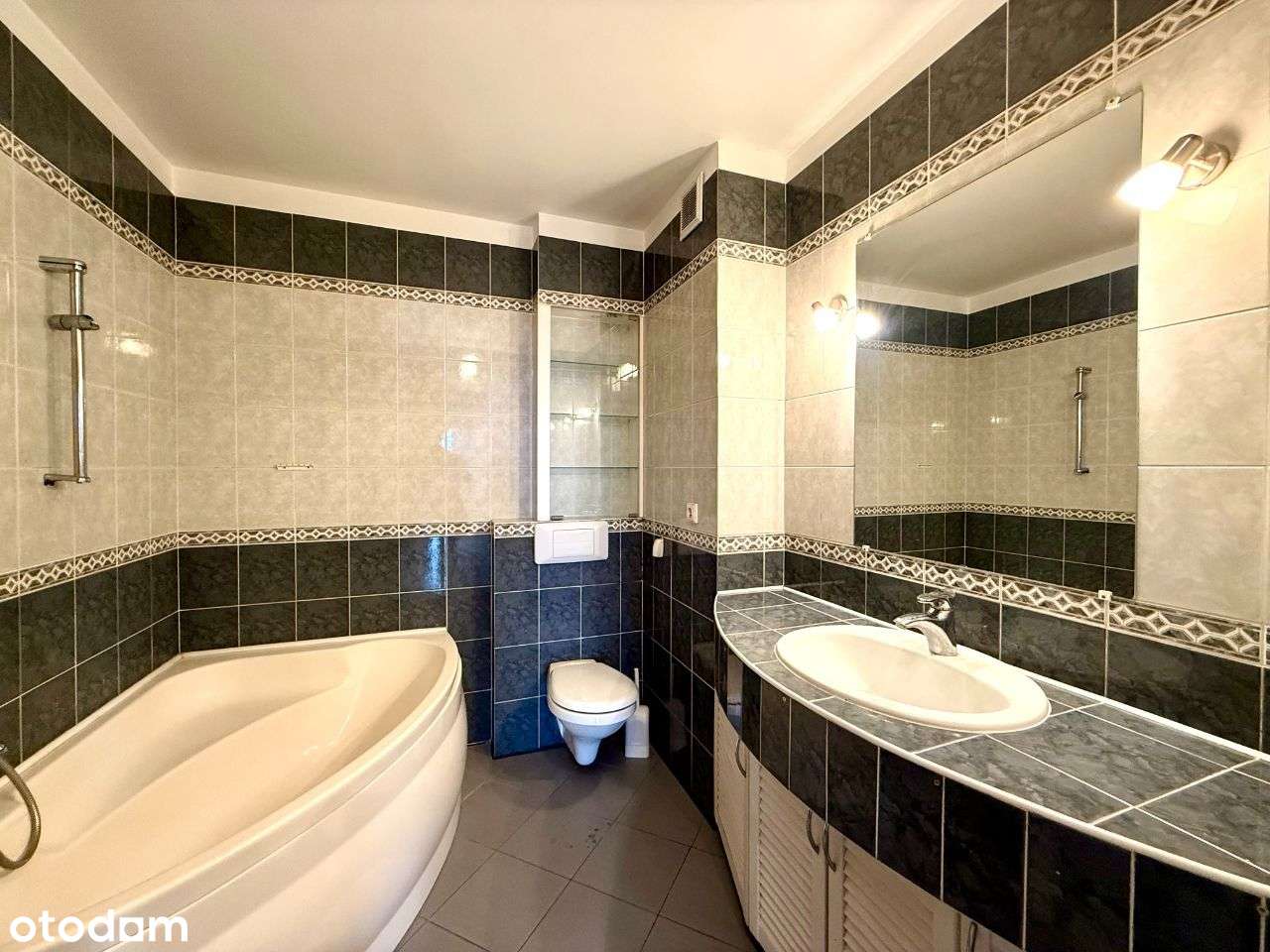 Mieszkanie na kameralnym osiedlu - ul Fabryczna 10-13