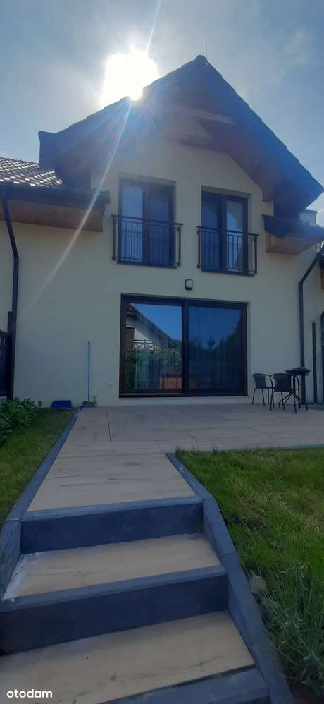 Nowy dom w Osieczanach, urządzony do zamieszkania-11