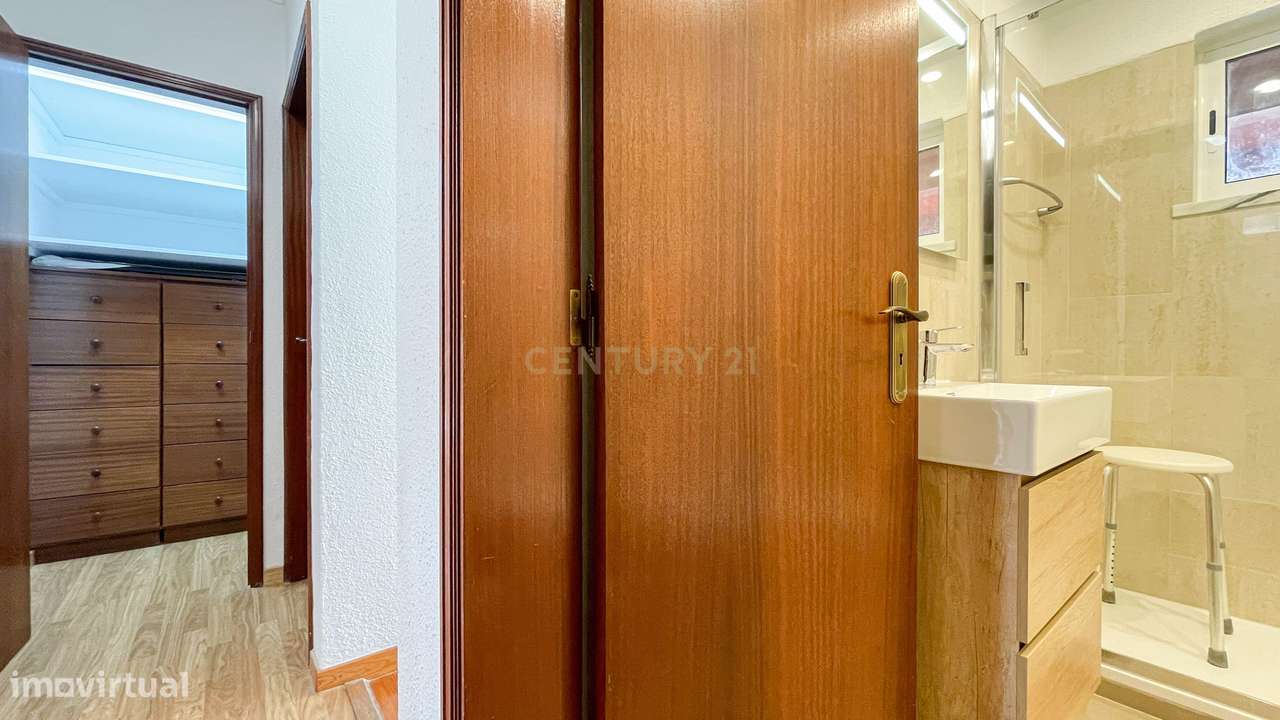 Apartamento T3 Duplex - Telheiras - 5 min Metro - Grande imagem: 5/21