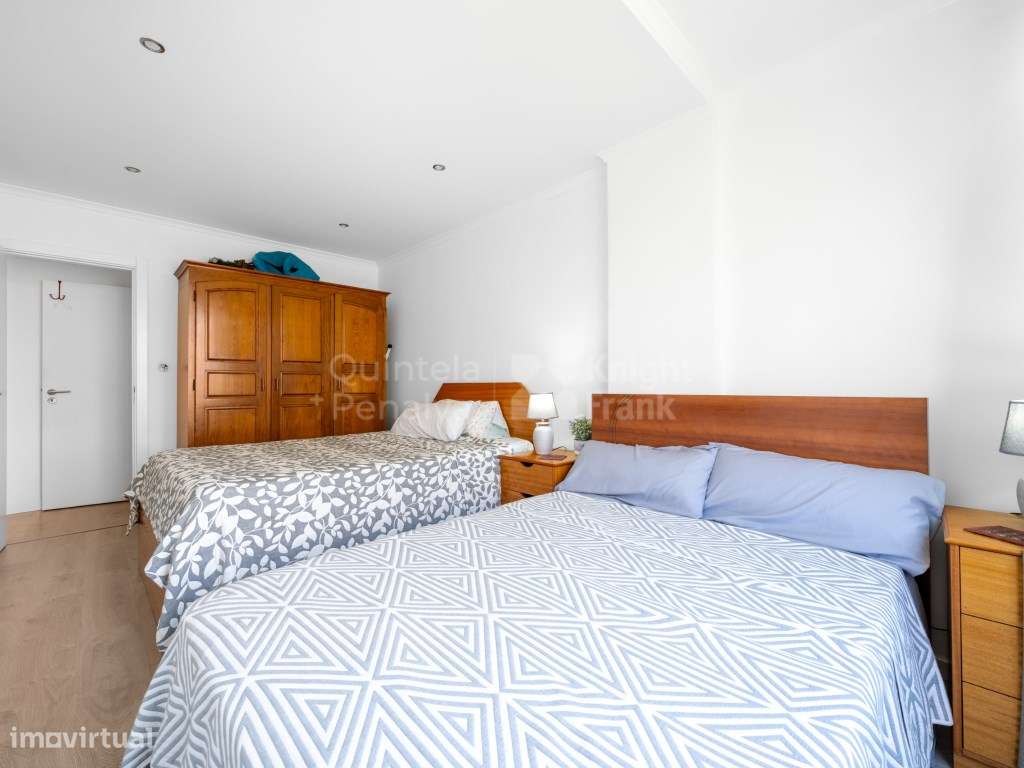 Apartamento T2 remodelado para venda em Verderena, Barreiro-15