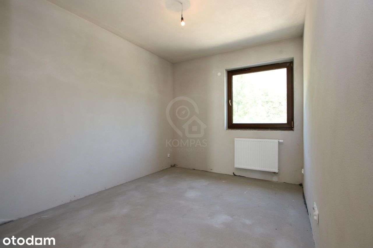 Przestronny szereg z ogrodem do własnej aranżacji!-6