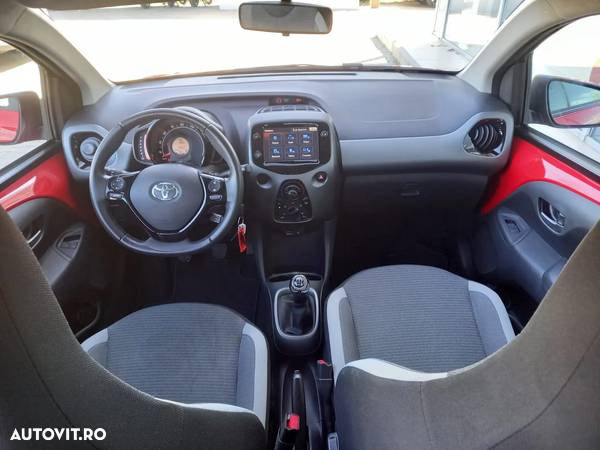 Toyota Aygo 1.0 VVY-I 5 usi X-connect - 22