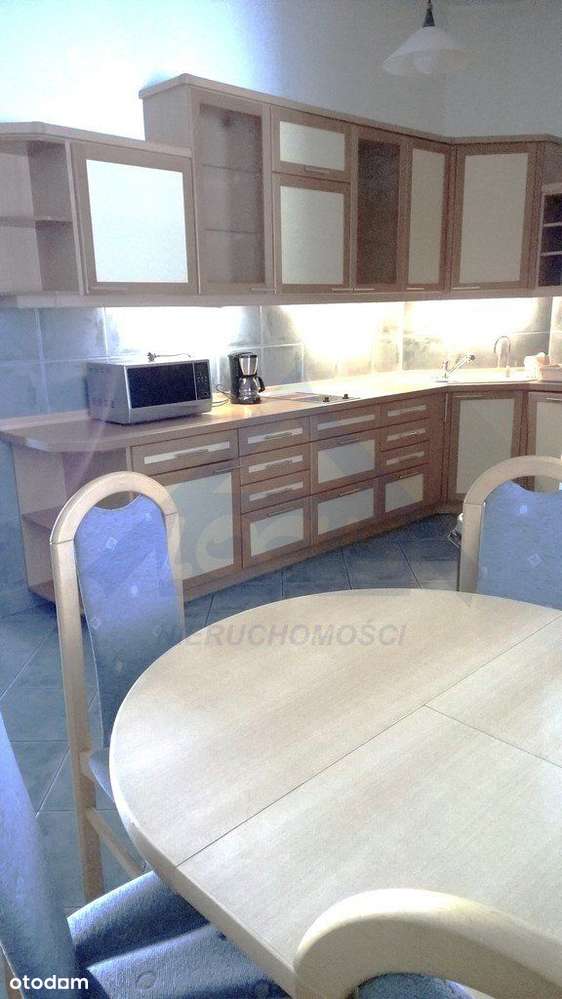 Klimatyzowane Biuro, Metro, 14 Miejsc Postojowych-11