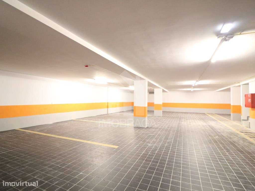 Apartamento T3 Novo, em São Vicente, Braga-16