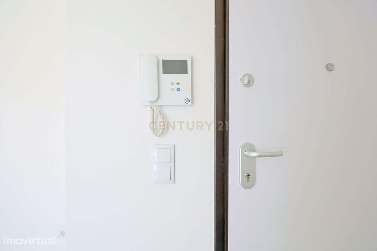 Prédio Charneca Caparica - Frações T1 e T2-21