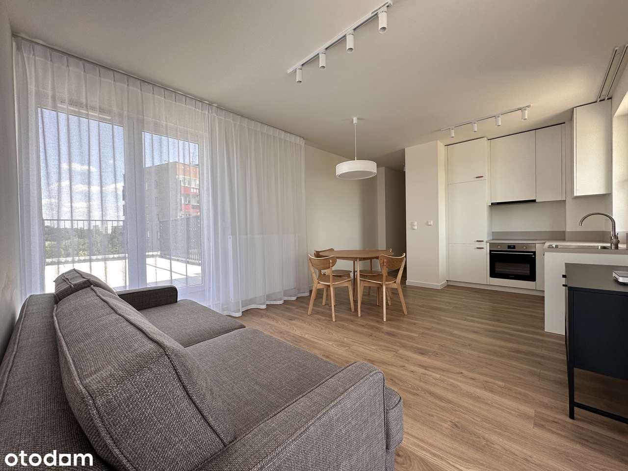 3-pokojowe | 44.35 m2 | Balkon | Internet w cenie | Bezpośrednio