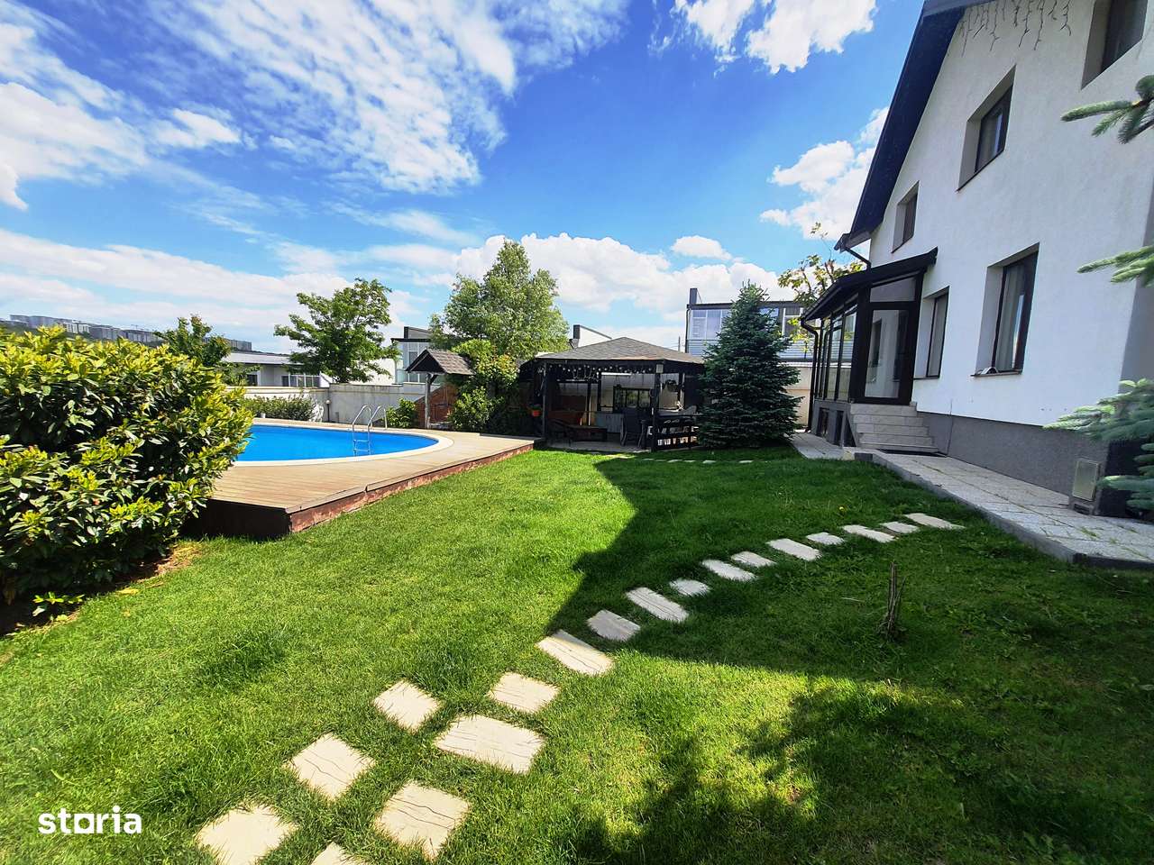 Casa Rediu, 6 camere, 4 bai, 208 mp utili, 1000 mp teren, piscina - Imagine principală: 1/8