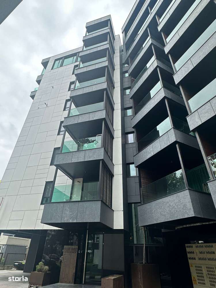 Penthouse cu vedere frontala la mare-9