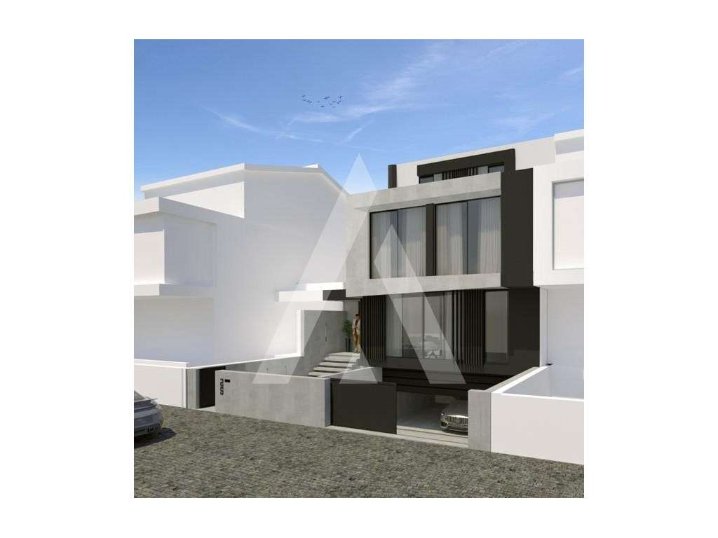 Espetacular moradia T4+1 com piscina...na Praia da Barra - Grande imagem: 3/20