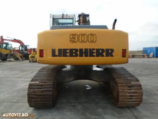 Liebherr R900C - 5