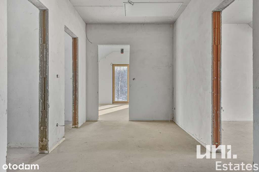 Pomyków | 8 pokoi | 405 m2 | 0.48ha | Siłownia-12