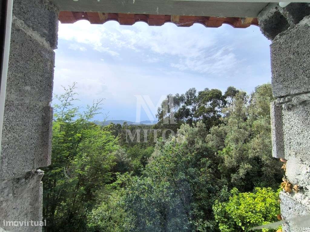 Moradia de tipologia T2+1 - Vila de Punhe-9