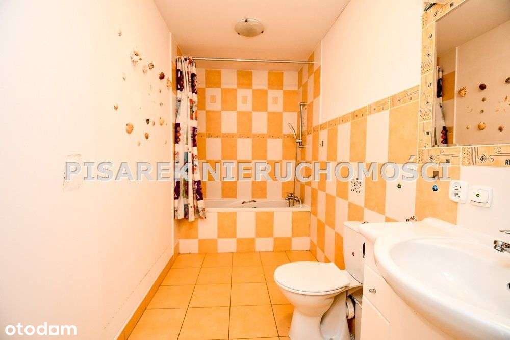 Duży komfortowy dom w Konstancinie-16