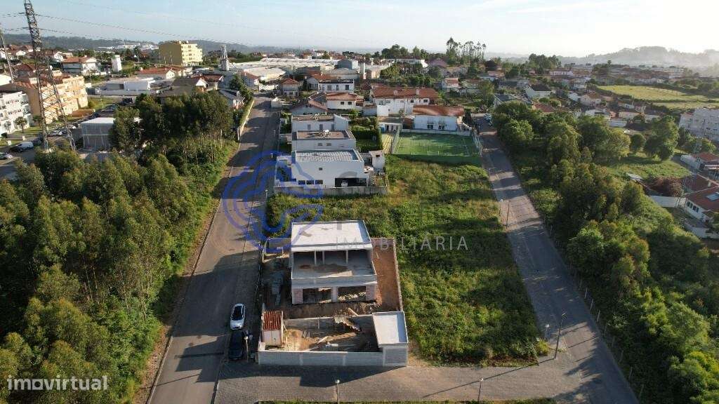 Lote na Vergada para construção de moradia - Próximo das auto estradas - Grande imagem: 5/36
