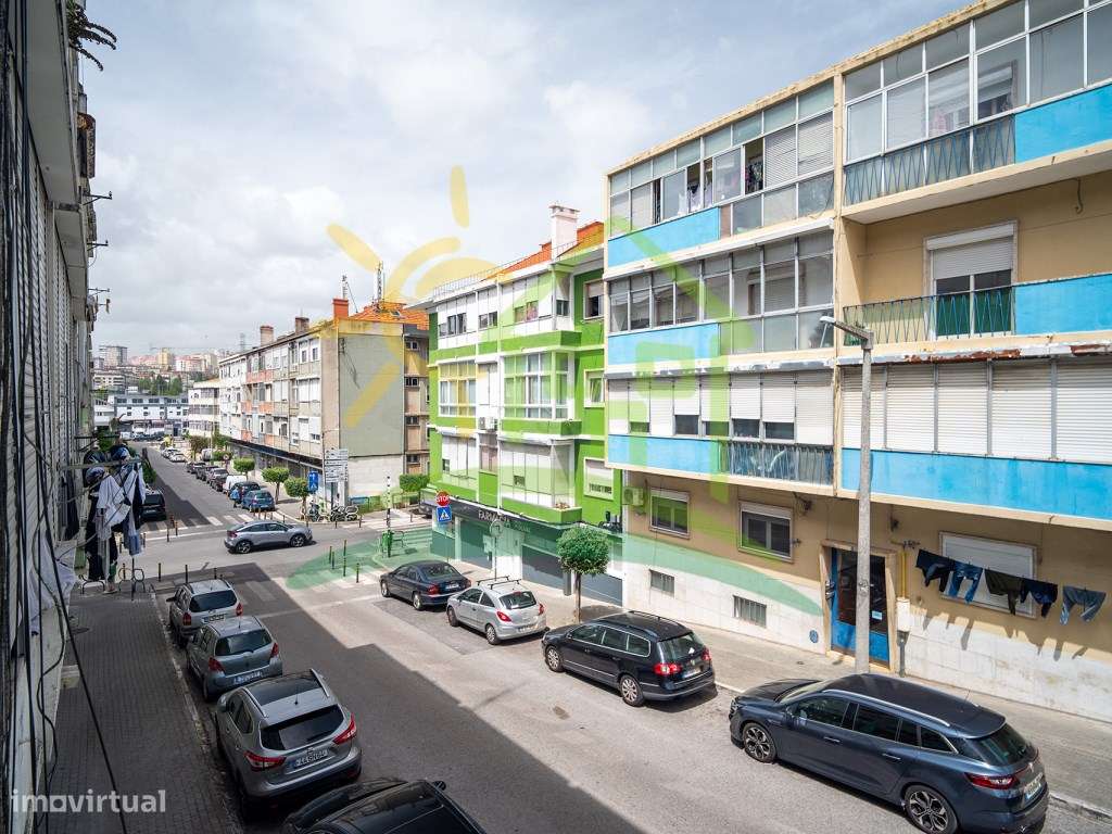 Apartamento T1 Tot. Remodelado Olival Basto Terraço 80m2-34