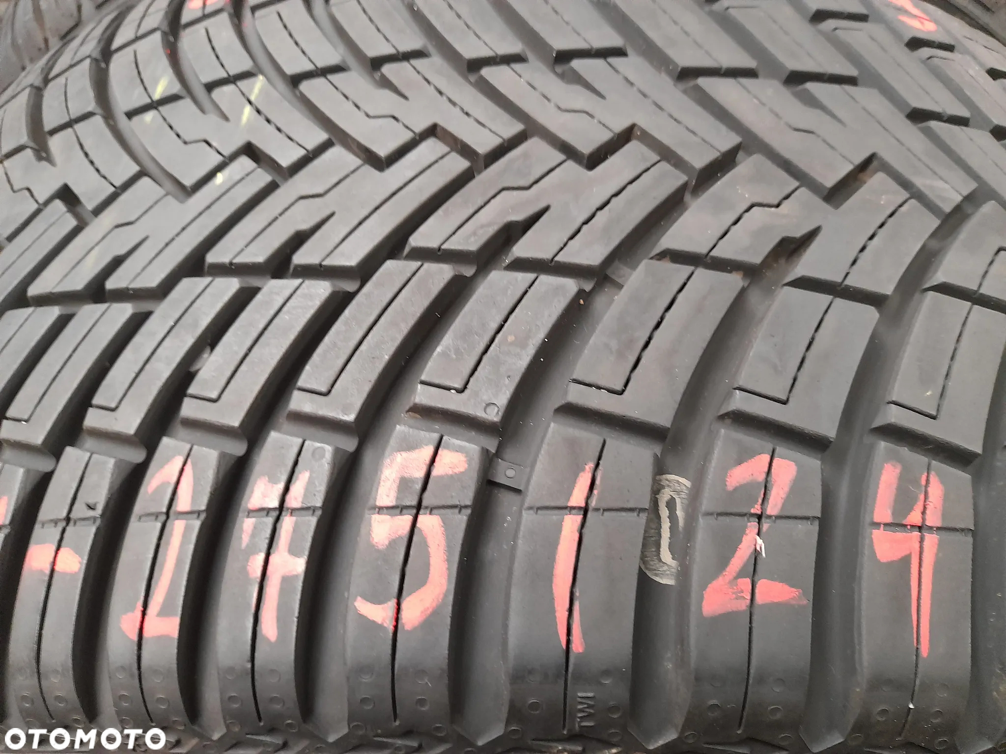 225/40r19 93Y (W275/24)003 2szt 7mm SF2 AllSeason PIRELLI CAŁOROCZNE - 3