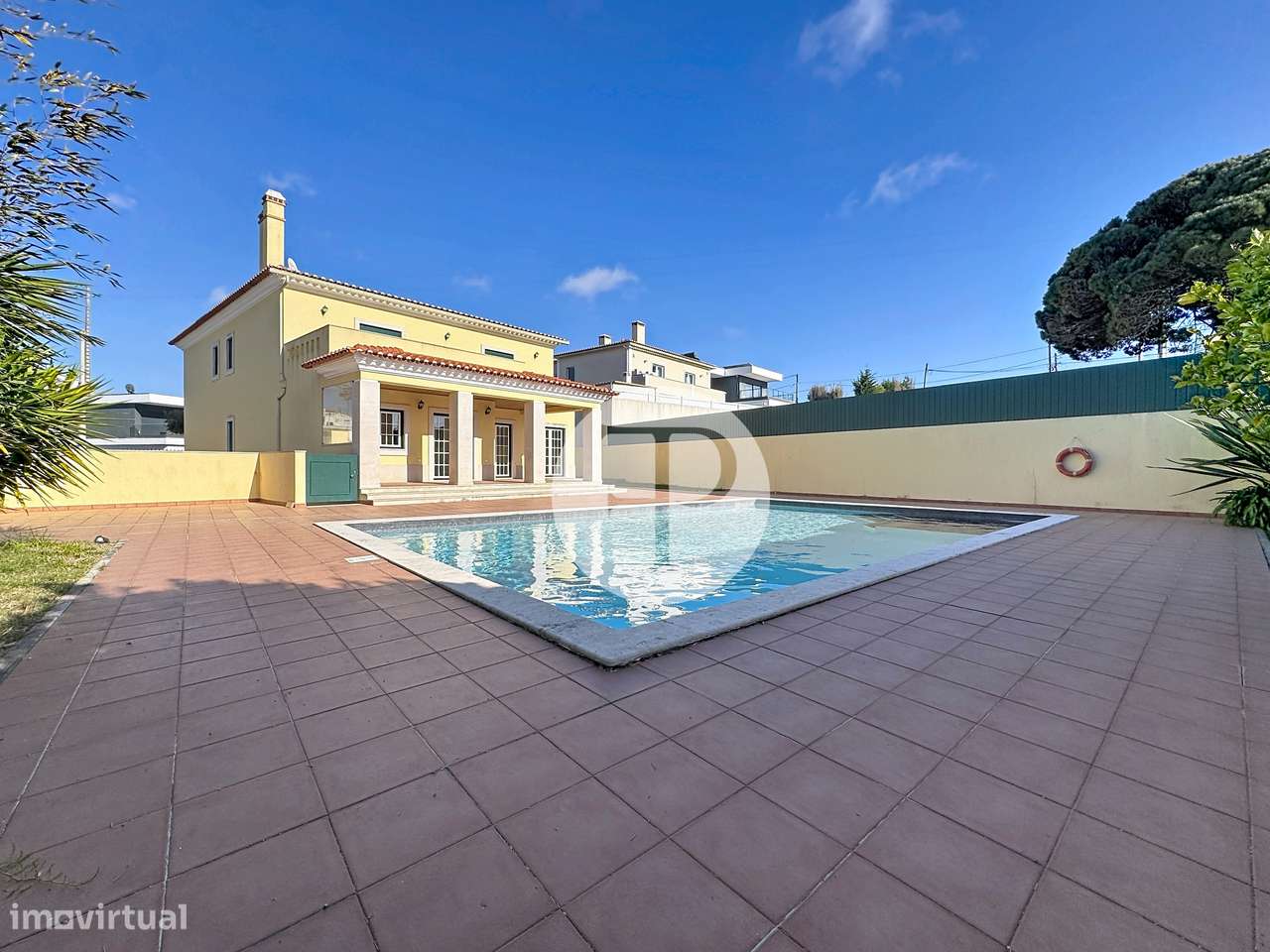 Moradia T5 com piscina no Nadadouro | 408 m² | Lote de 809 m²-56